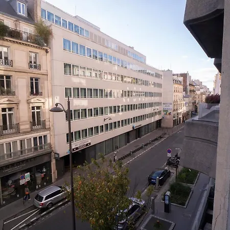 Modern Near Parisian Attractions